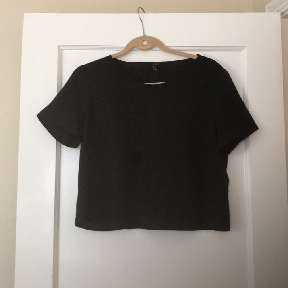 Black Boxy Short Sleeve Tee // Forever 21